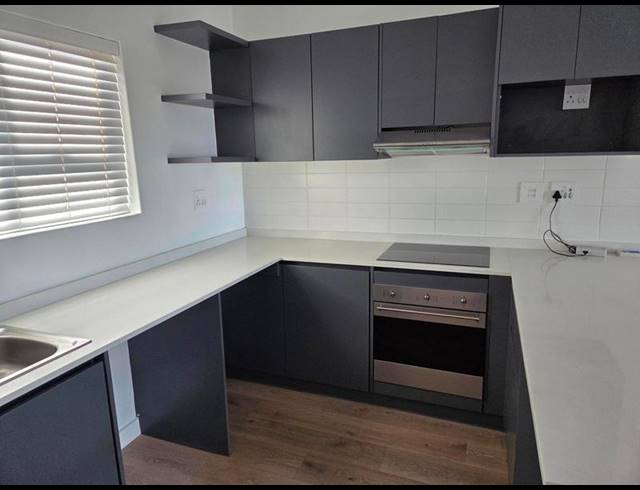 2 BEDROOM PROPERTY TO RENT IN UITZICHT